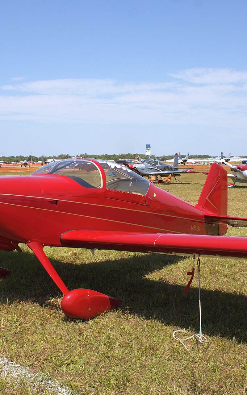 N96SM - Single-engine aircraft