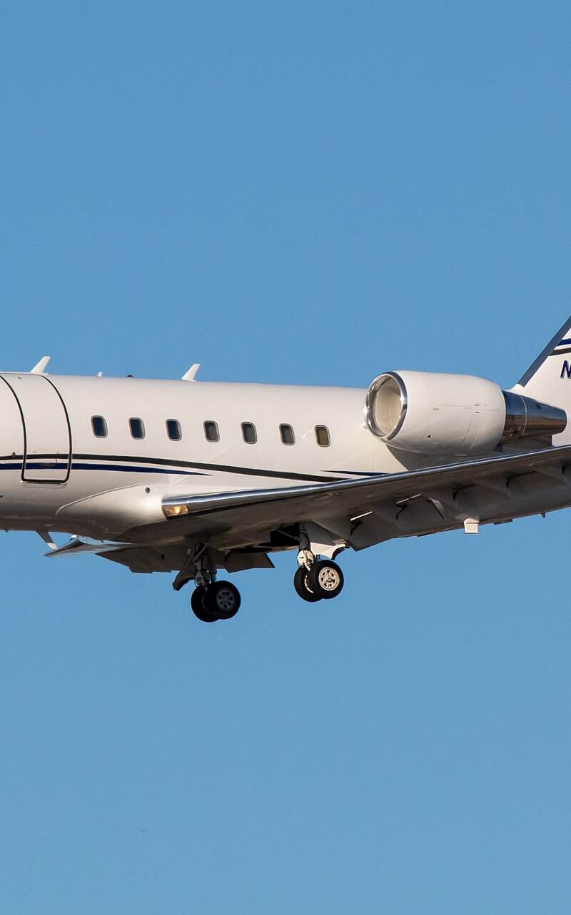 N814PS - Bombardier