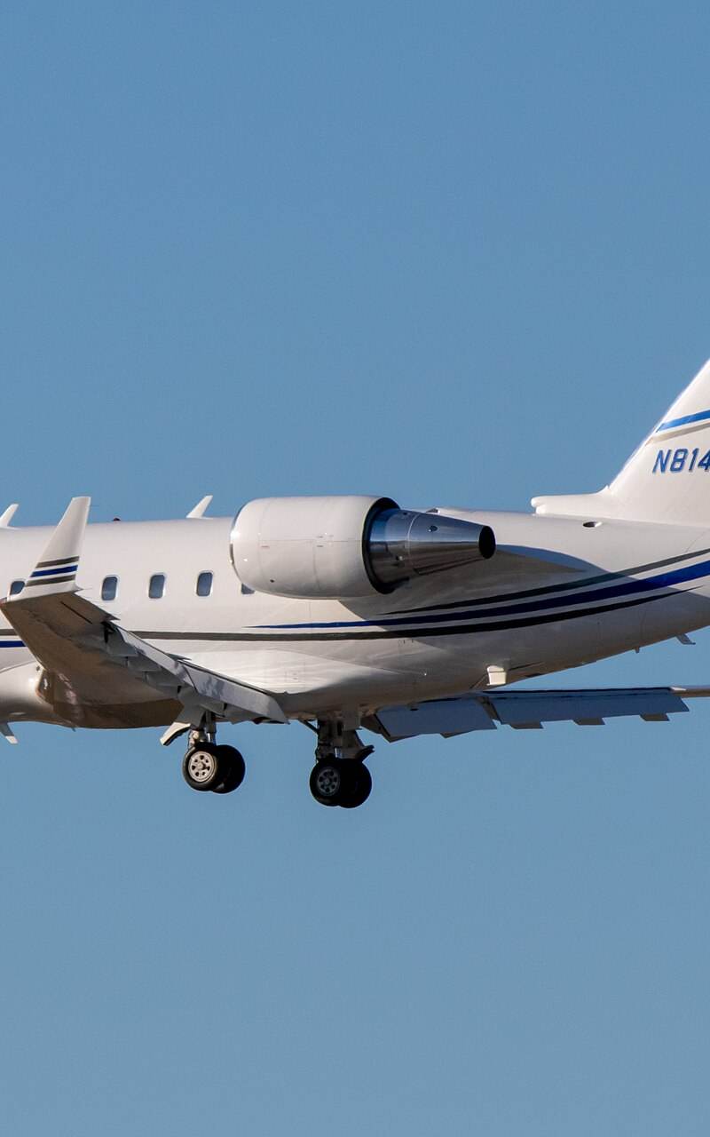 N814PS - Bombardier