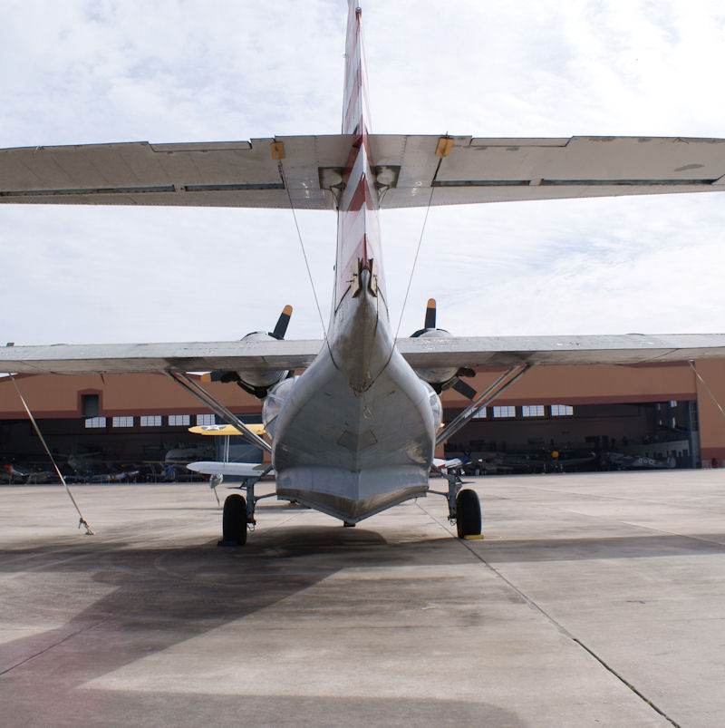 N96UC - Twin-engine aircraft
