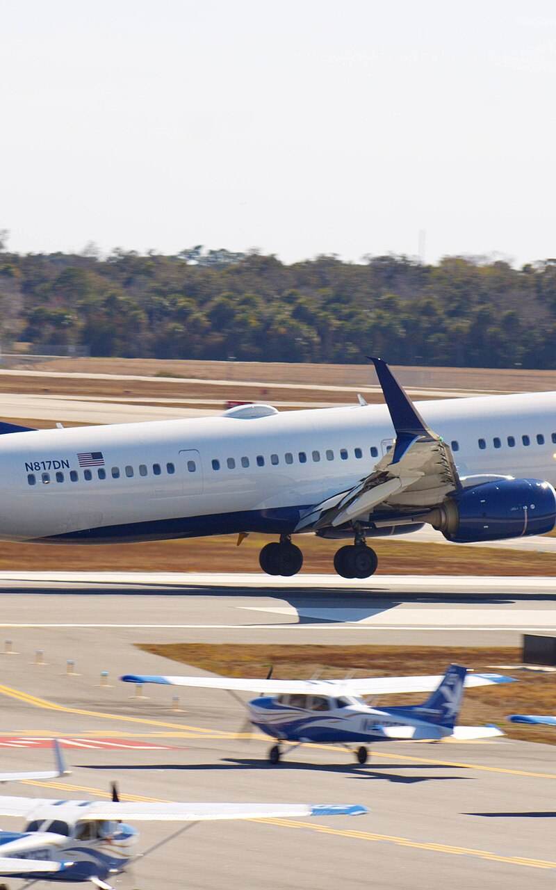 N817DN - Boeing