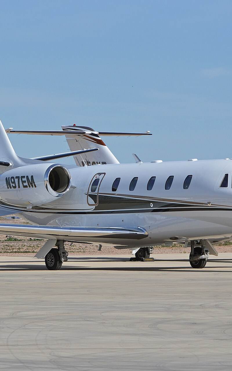 N97EM - Business jet