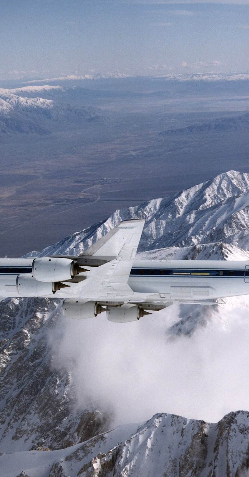 N817NA - Business jet