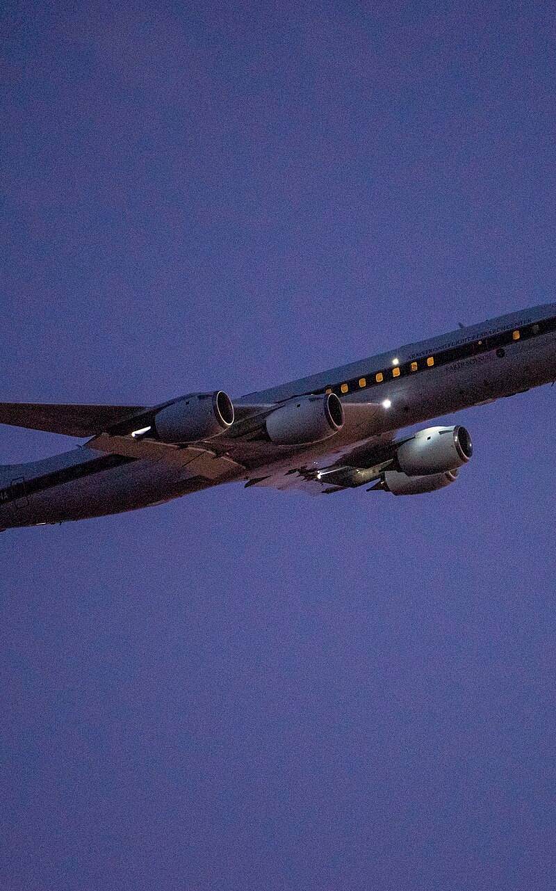 N817NA - Business jet