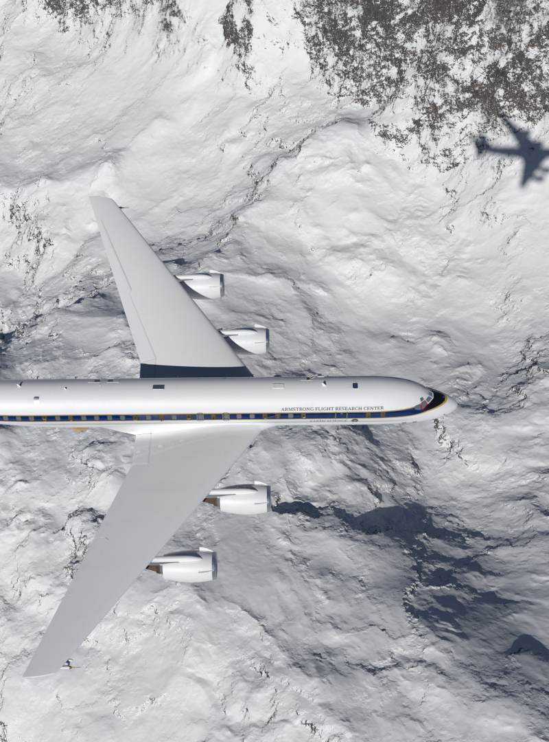 N817NA - Douglas