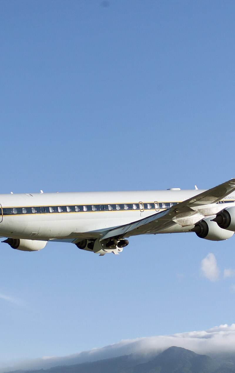 N817NA - Business jet