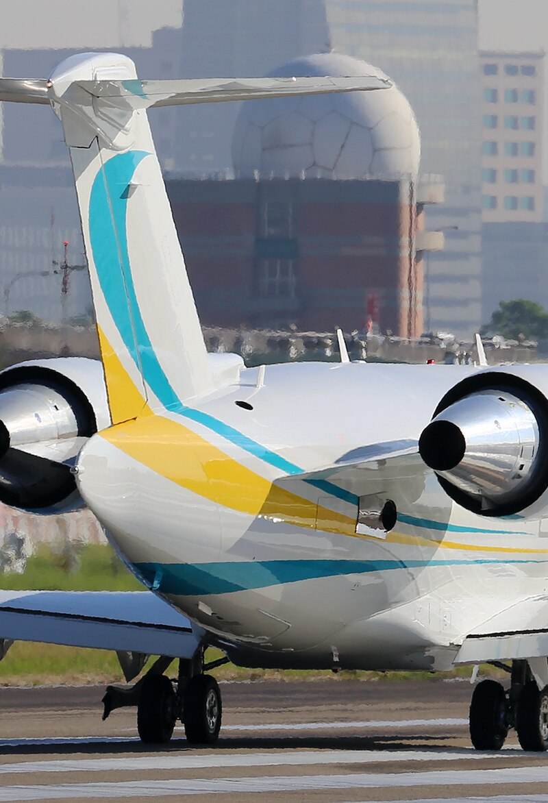 N818AC - Bombardier
