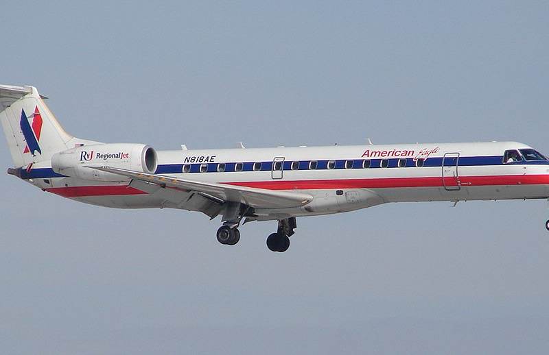 N818AE - Embraer