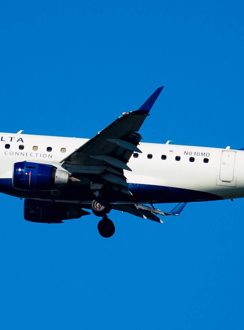 N818MD - Embraer