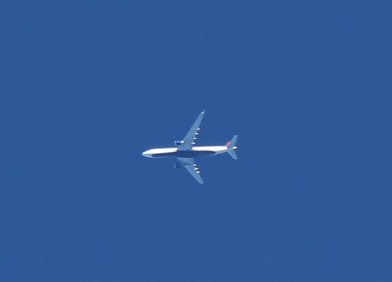 N820NW - Twin-engine aircraft