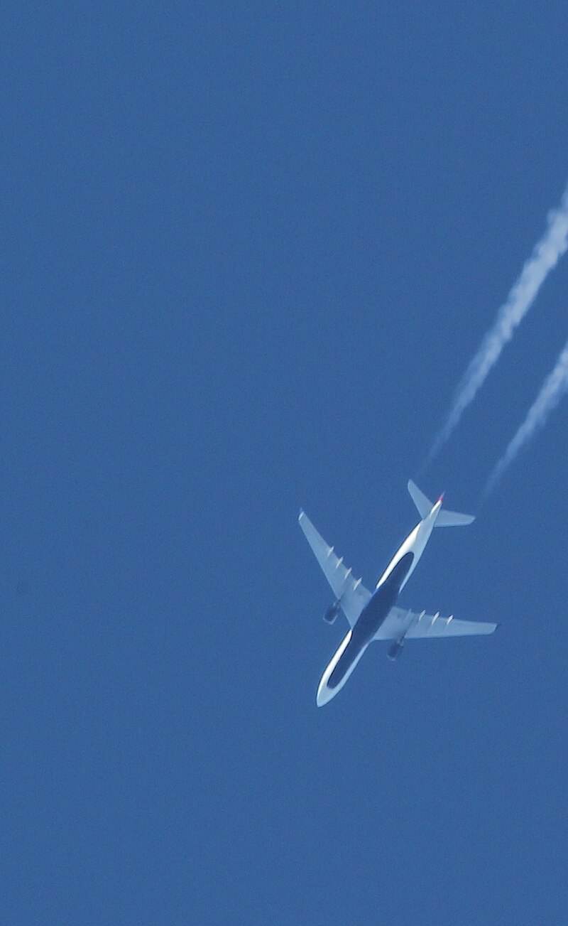 N820NW - Twin-engine aircraft