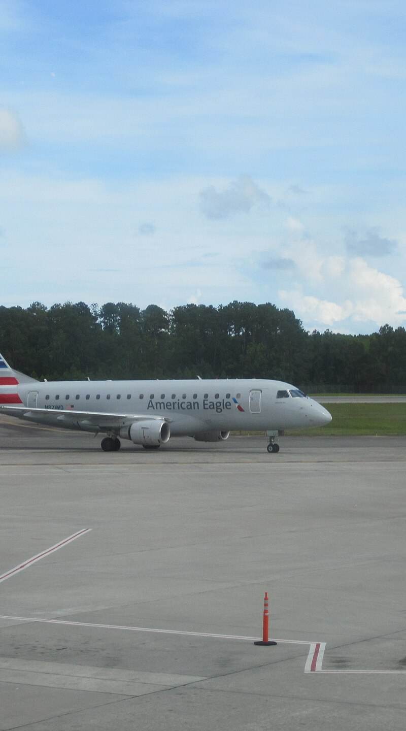 N821MD - Embraer