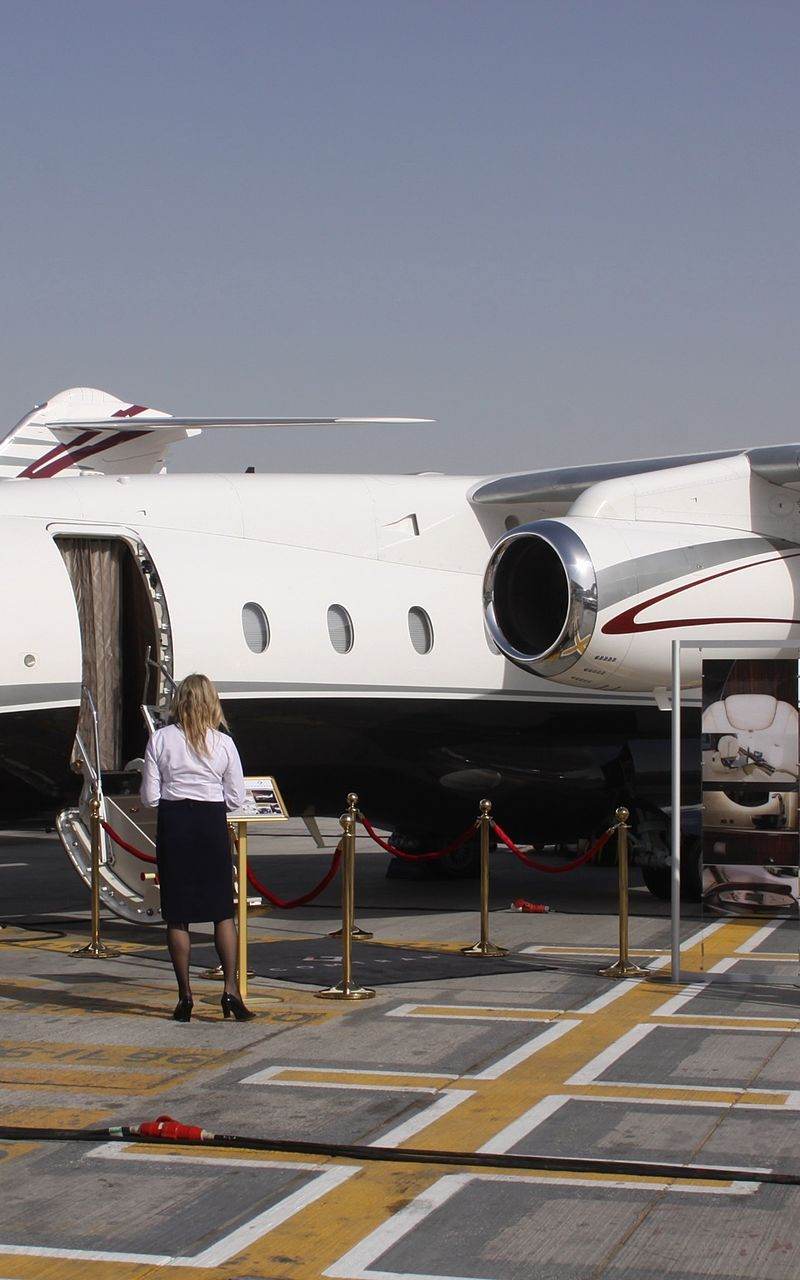 N821MW - Business jet