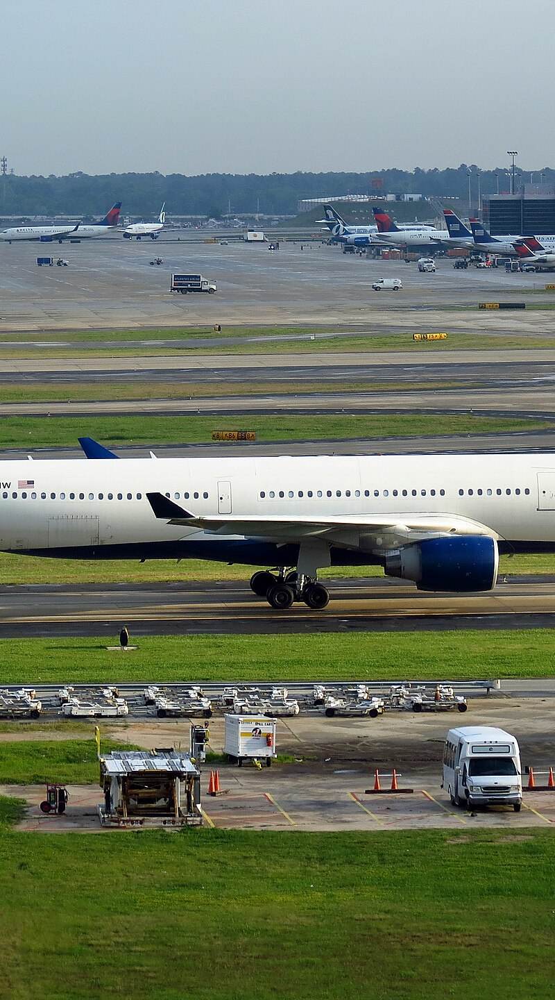 N821NW - Airbus