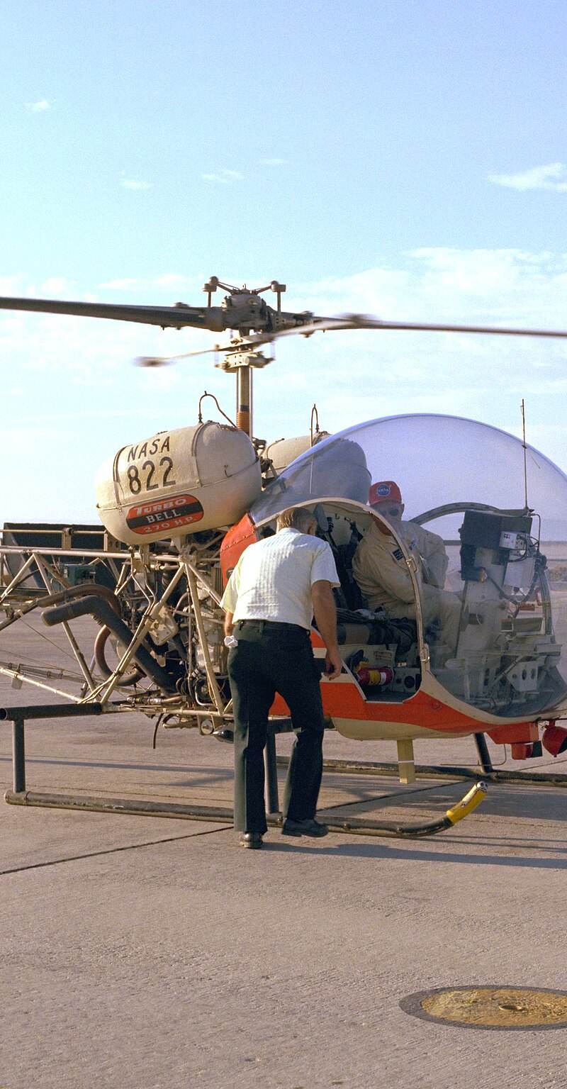 N822NA - Helicopter