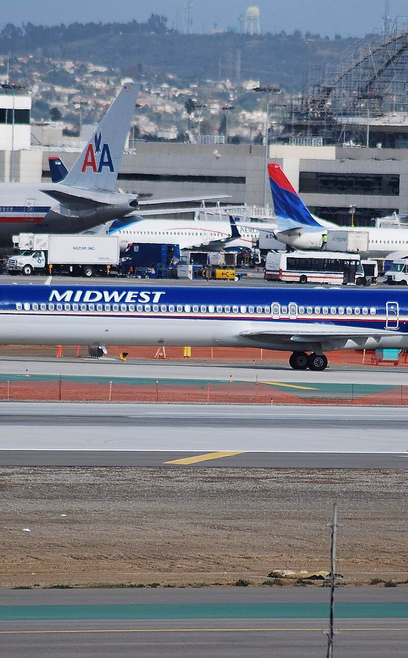 N822ME - Douglas