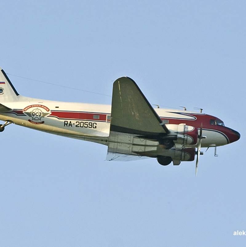 N97H - Twin-engine aircraft
