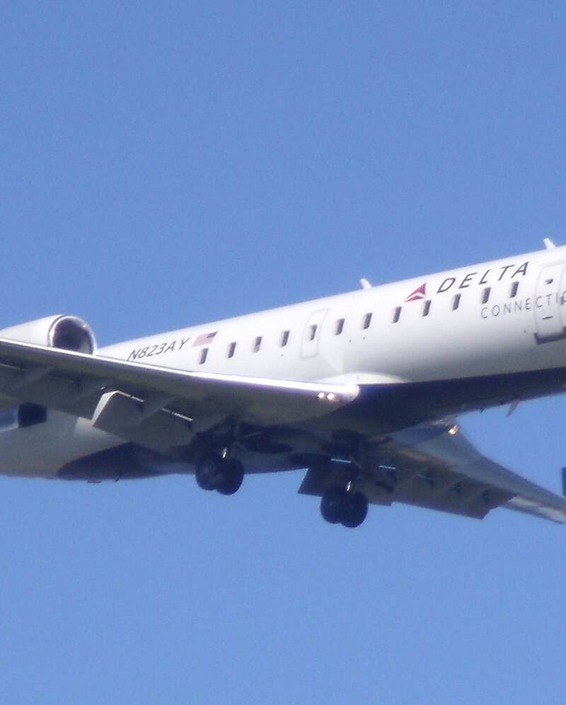 N823AY - Bombardier