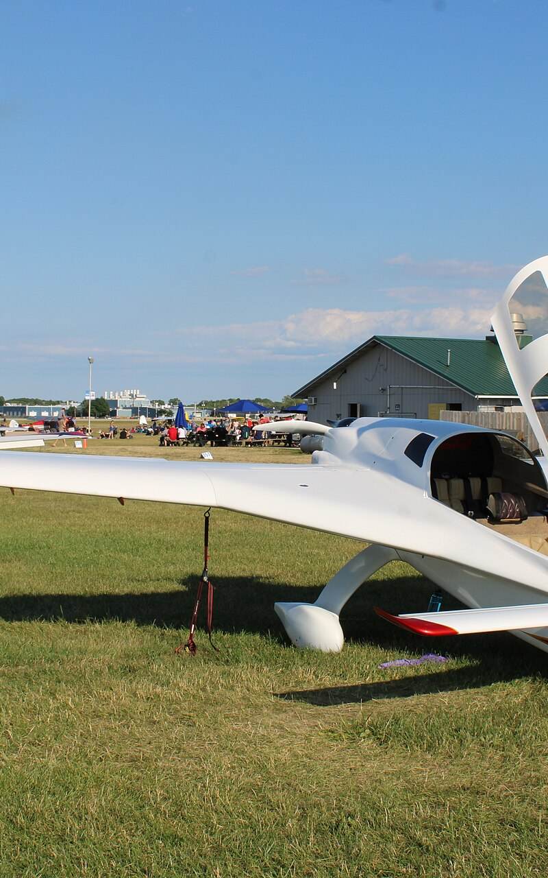 N823ML - Aircraft