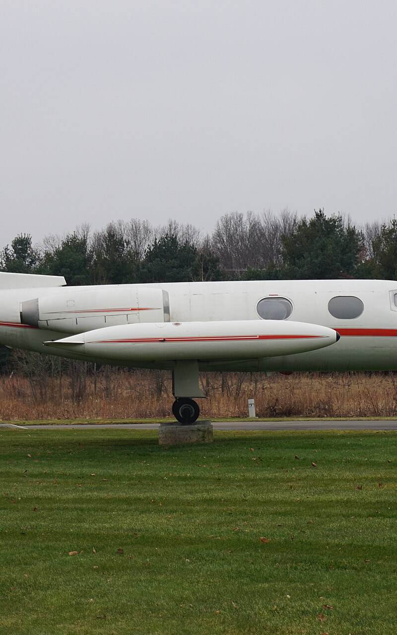 N824LJ - Business jet