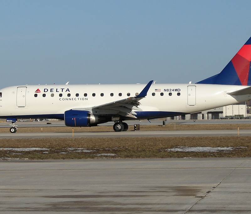N824MD - Embraer