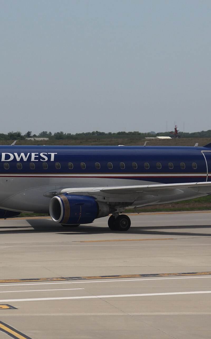 N824MD - Embraer
