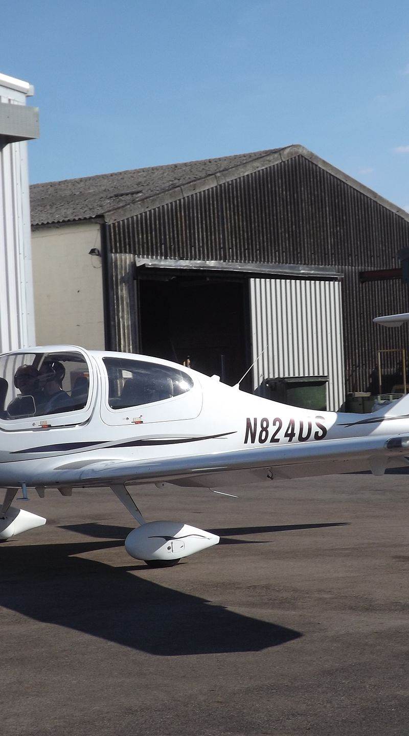 N824US - Diamond