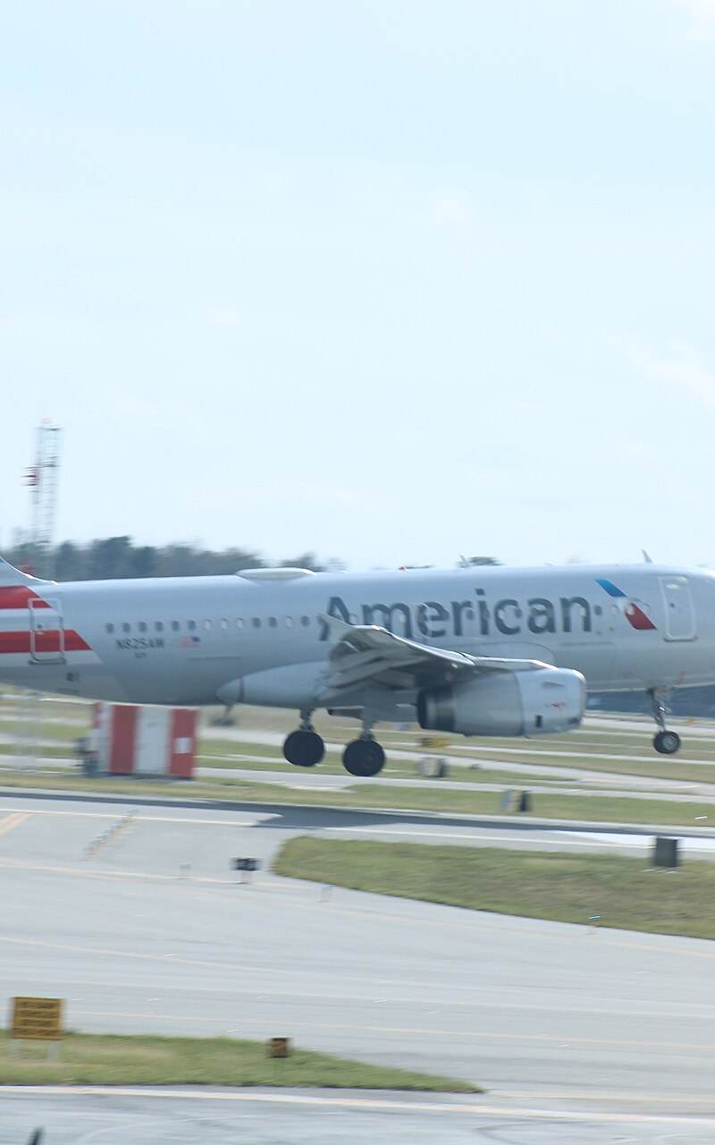N825AW - Airbus