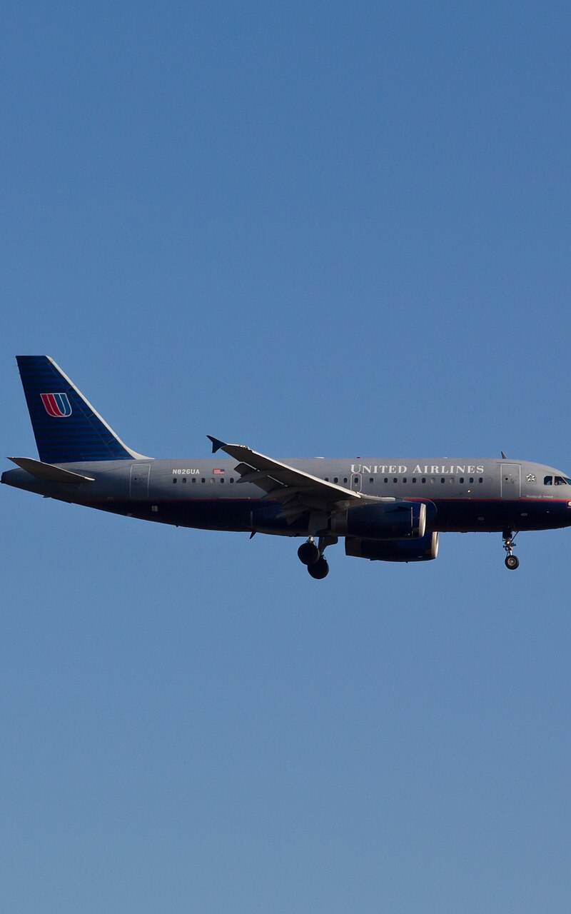 N826UA - Airbus