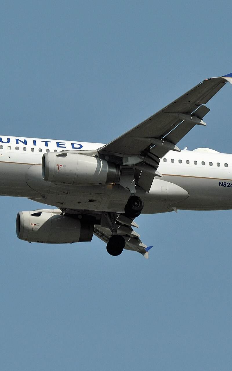 N826UA - Airbus
