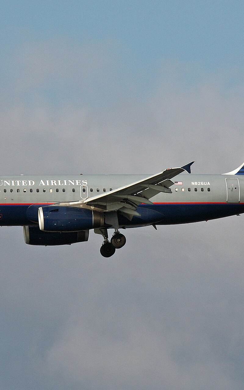 N826UA - Airbus
