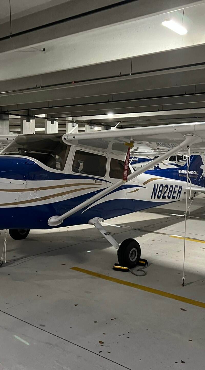 N828ER - Aircraft