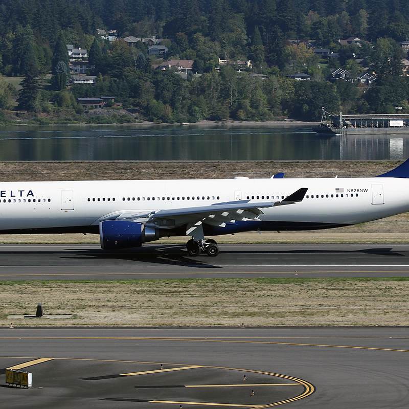 N828NW - Airbus