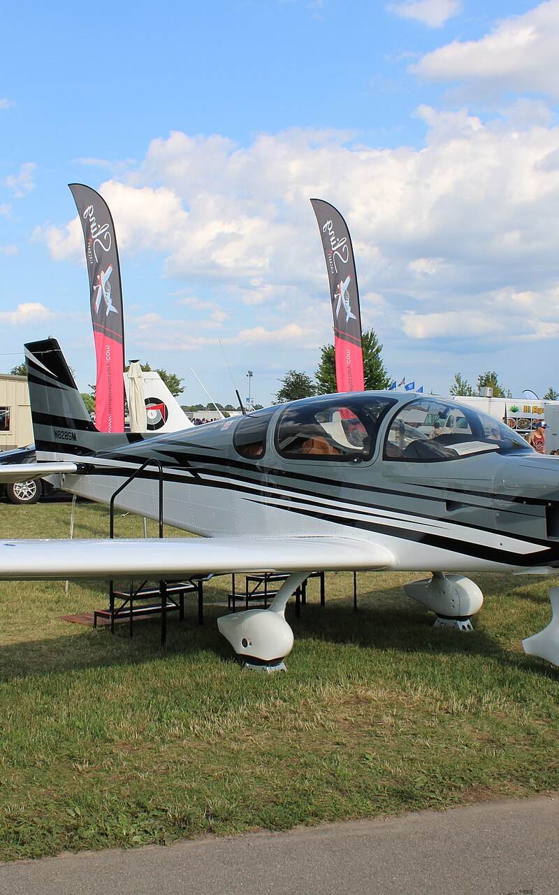N828SM - Aircraft