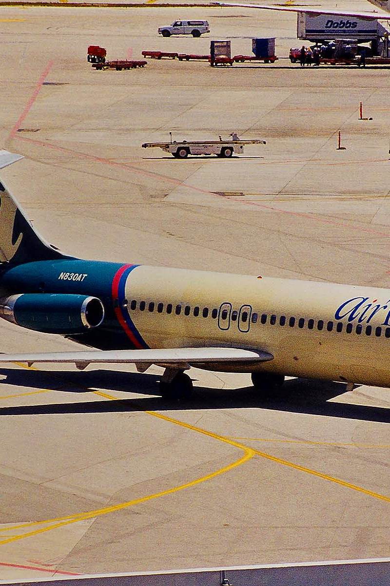 N830AT - Aircraft