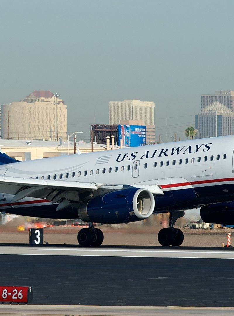 N830AW - Twin-engine aircraft
