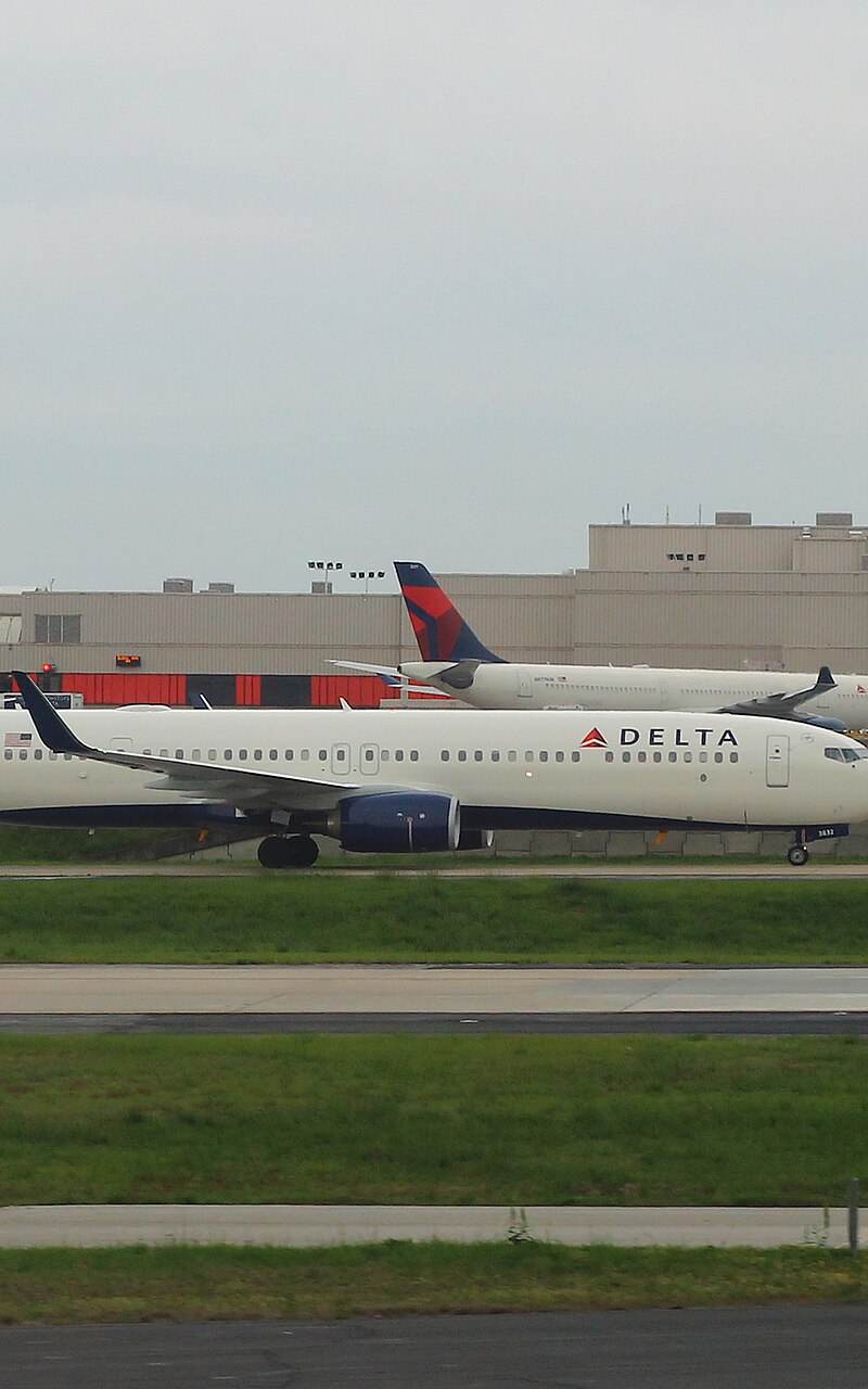 N832DN - Boeing
