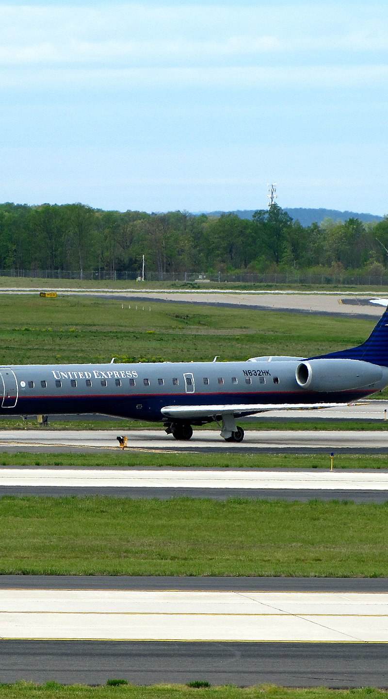 N832HK - Embraer