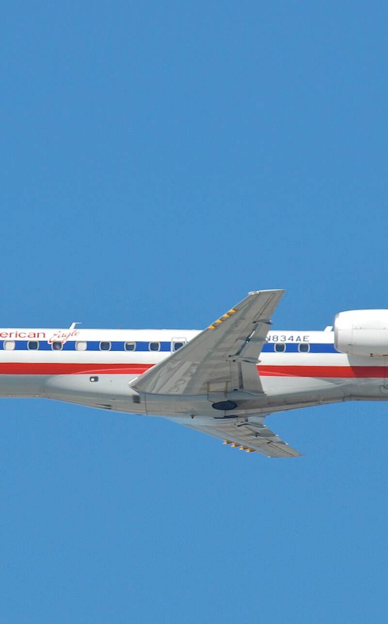N834AE - Twin-engine aircraft