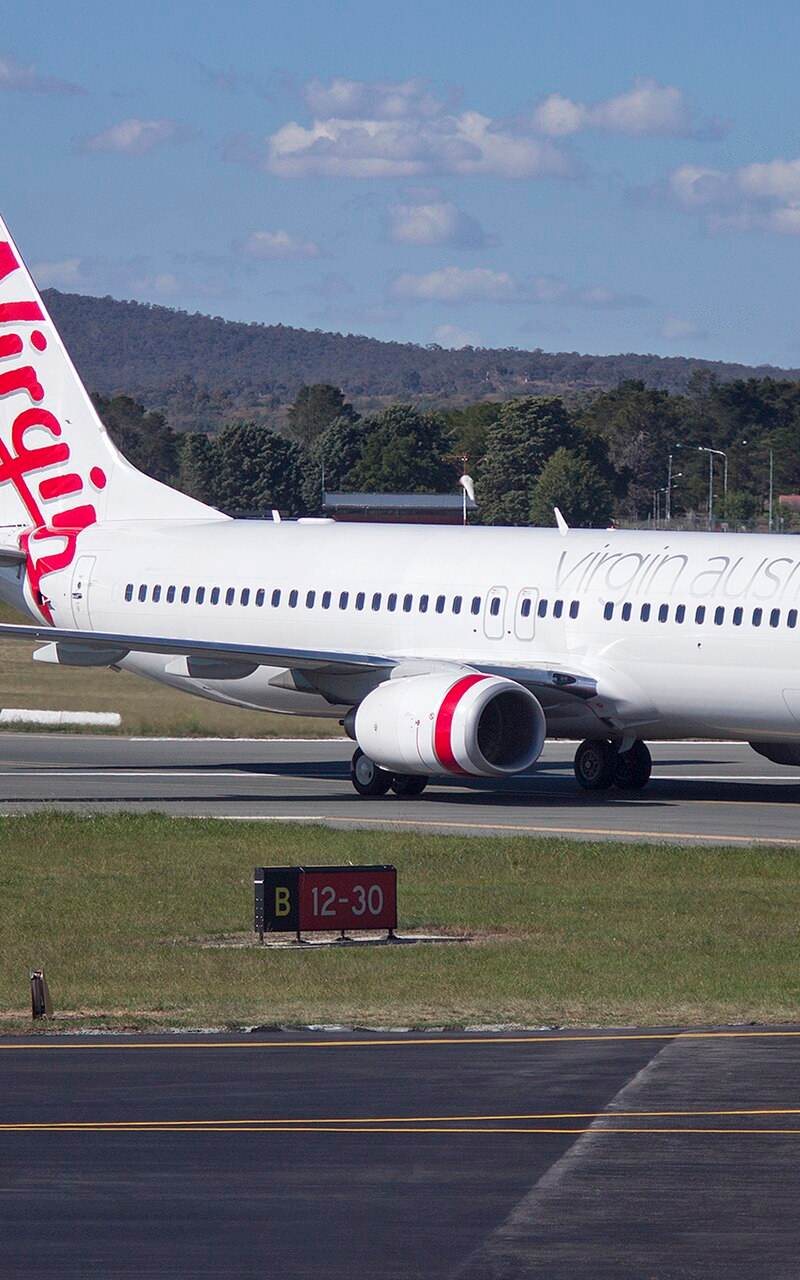 N834BA - Twin-engine aircraft