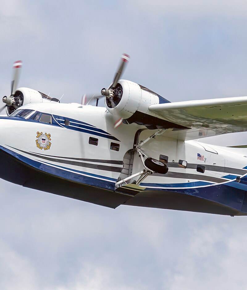 N99TP - Twin-engine aircraft