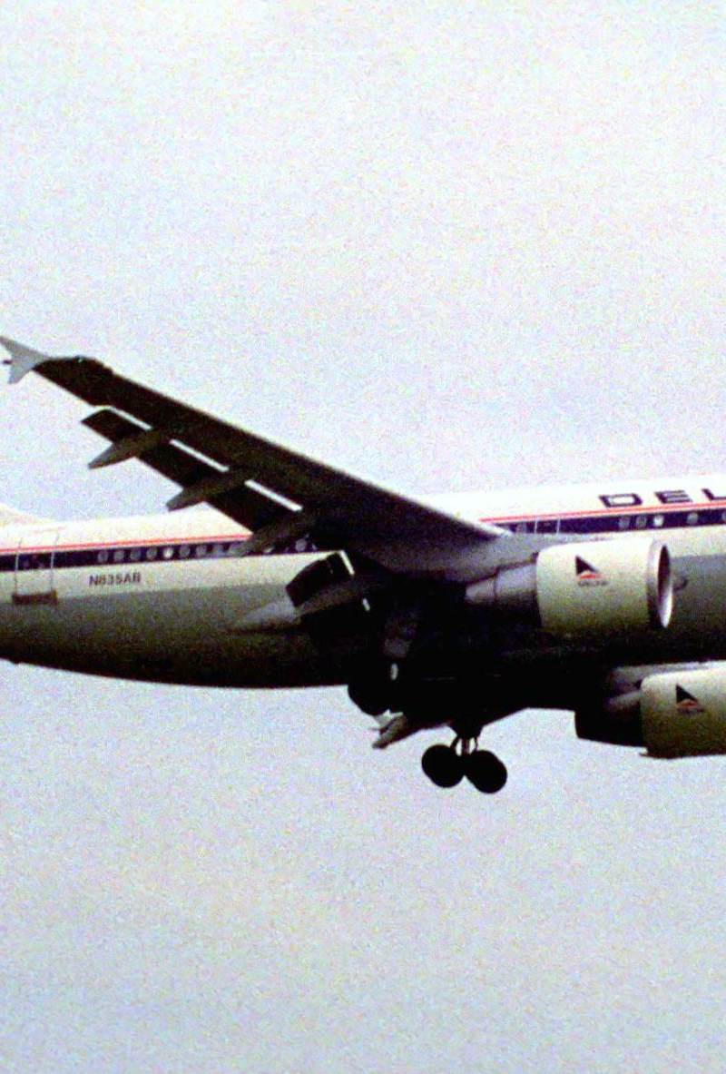 N835AB - Lockheed