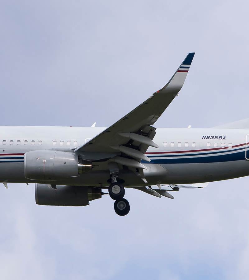 N835BA - Twin-engine aircraft