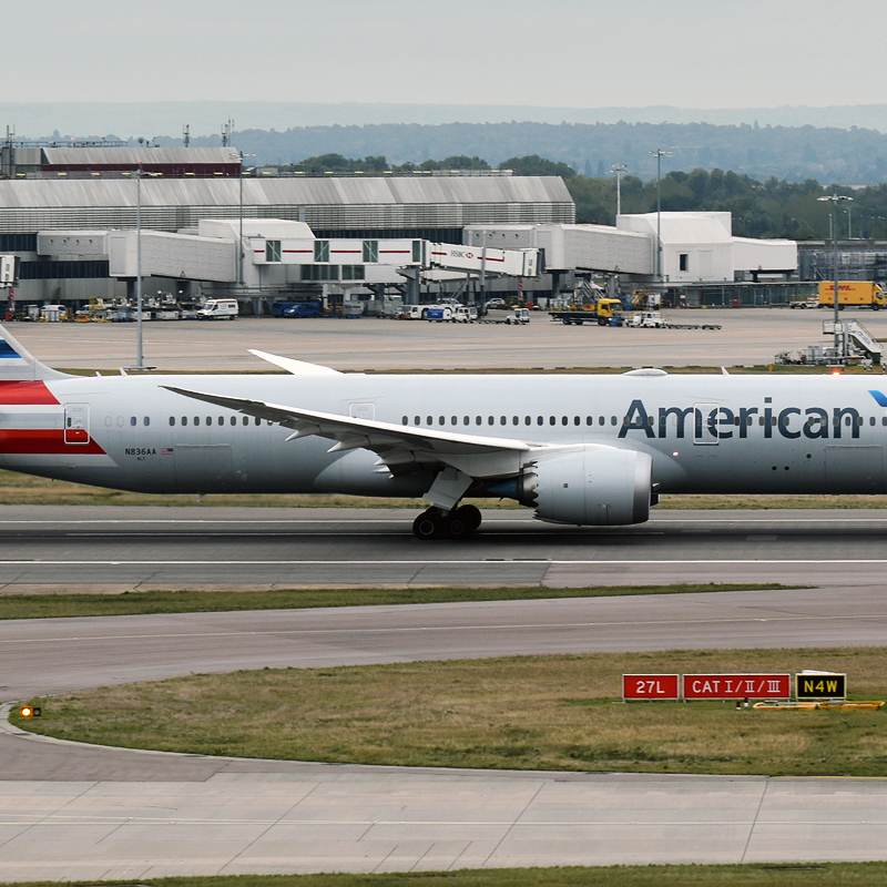 N836AA - Boeing