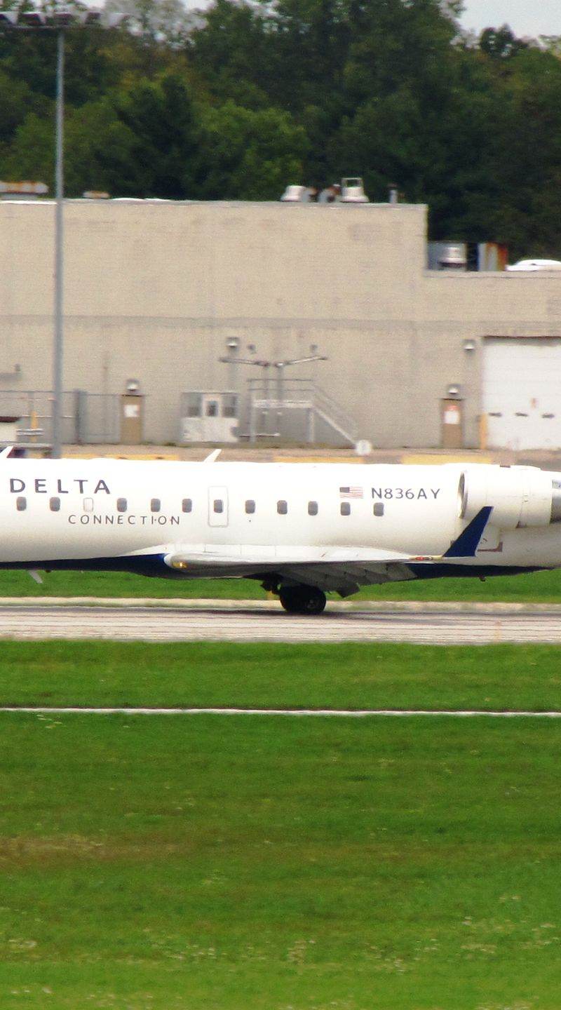 N836AY - Bombardier