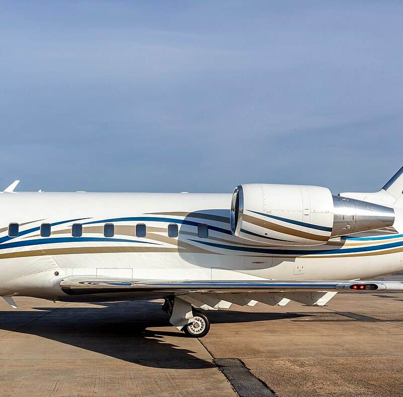 N836CM - Bombardier