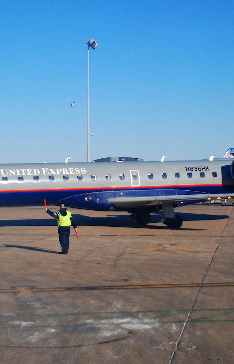 N836HK - Embraer