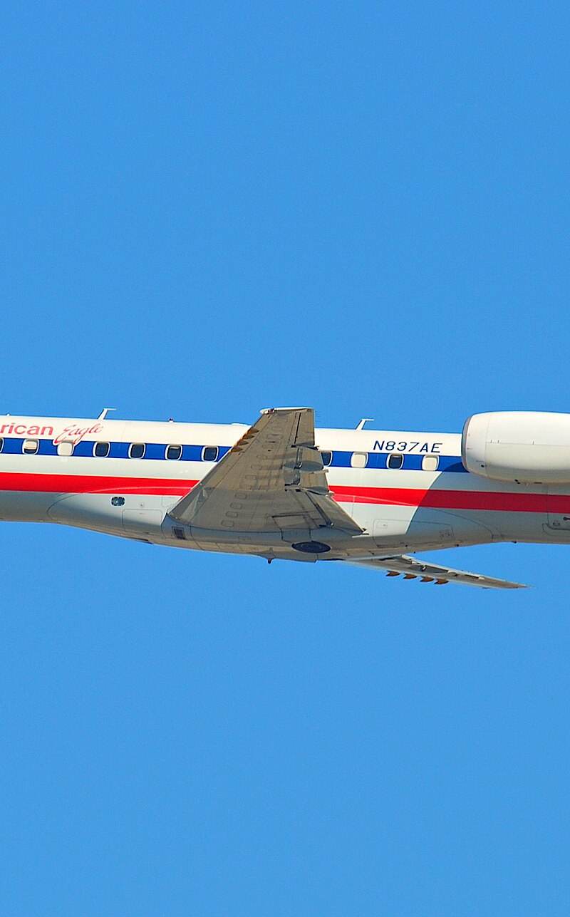N837AE - Embraer