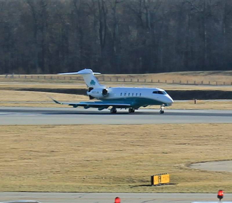 N837JM - Bombardier