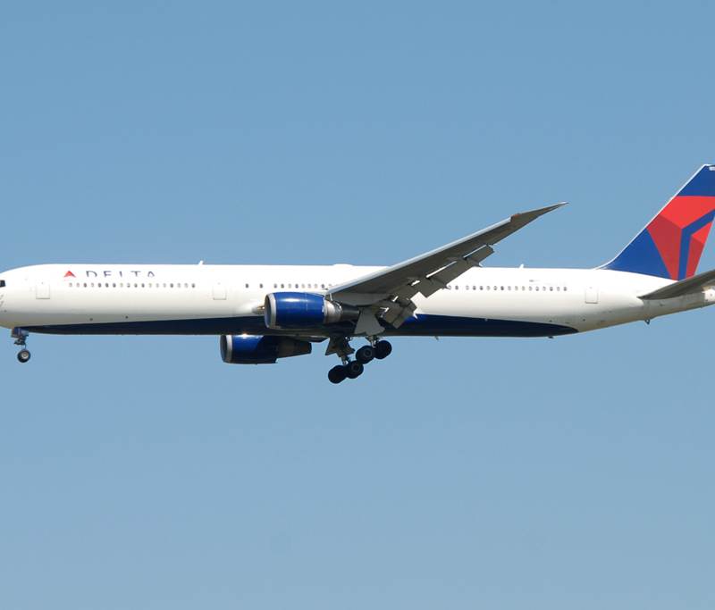 N837MH - Boeing